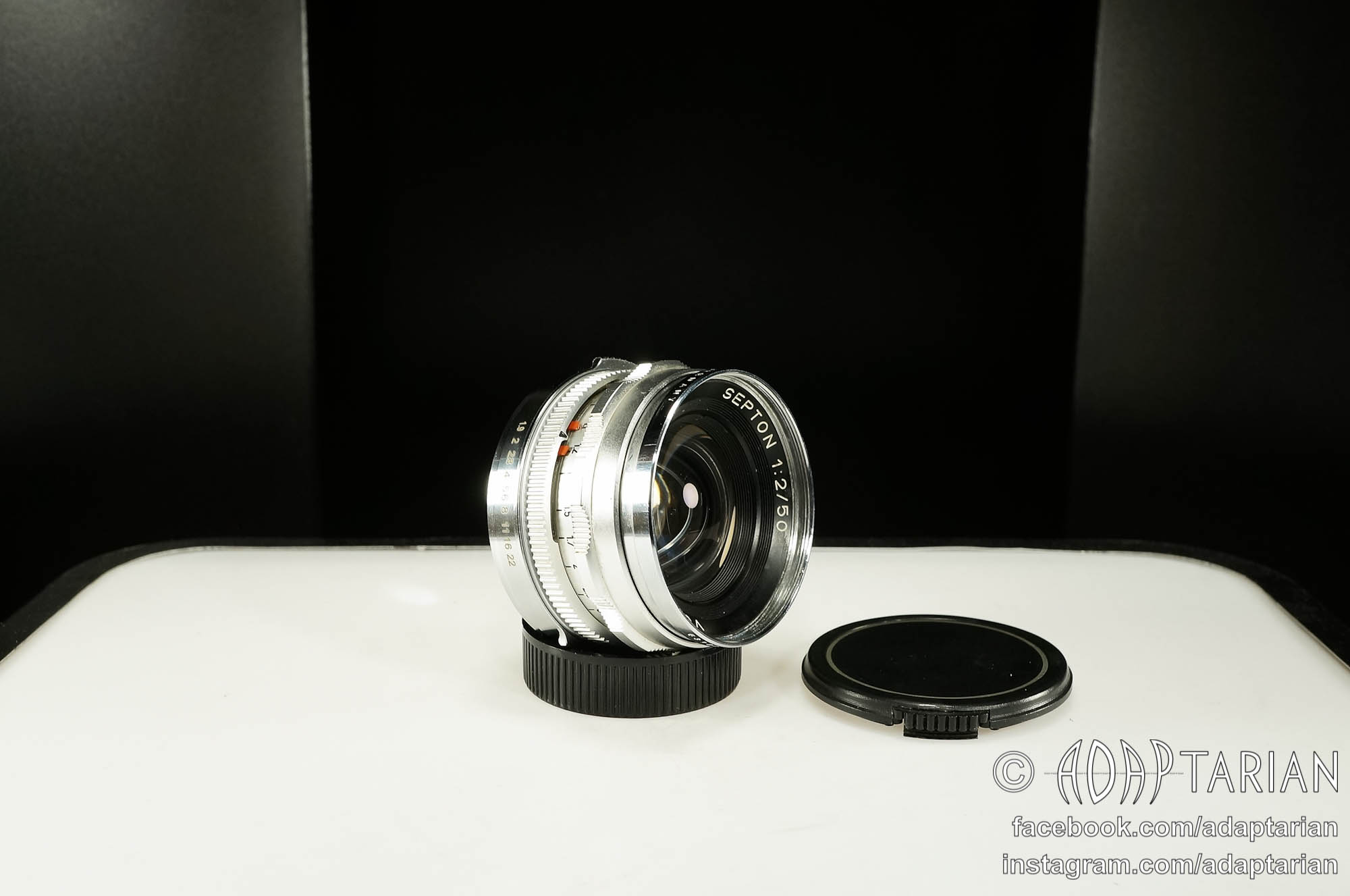 Voigtlander Septon 50mm f/2 lens review with Sony adapter | Silver