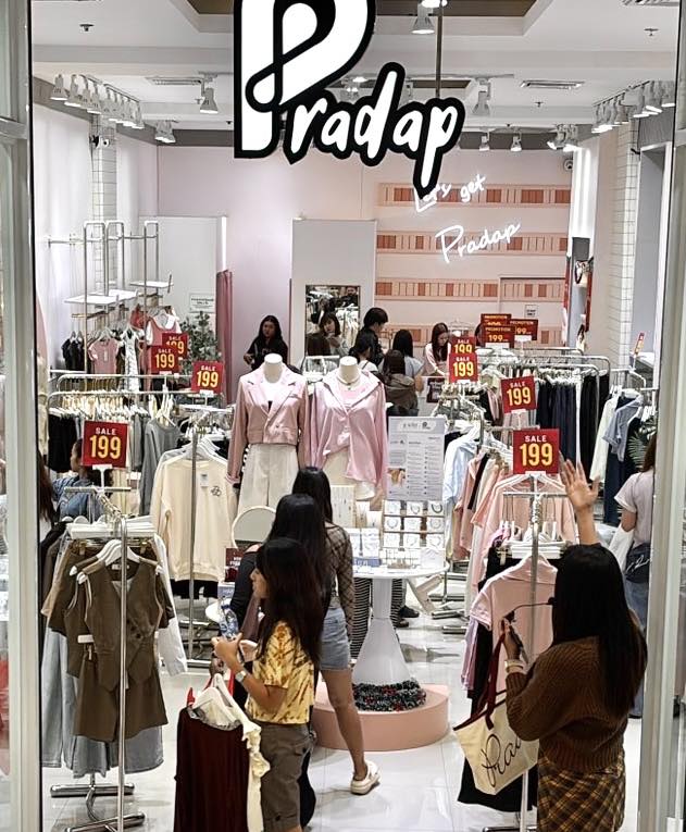 Pradap (ประดับ) - Pradap (ประดับ) added a new photo.