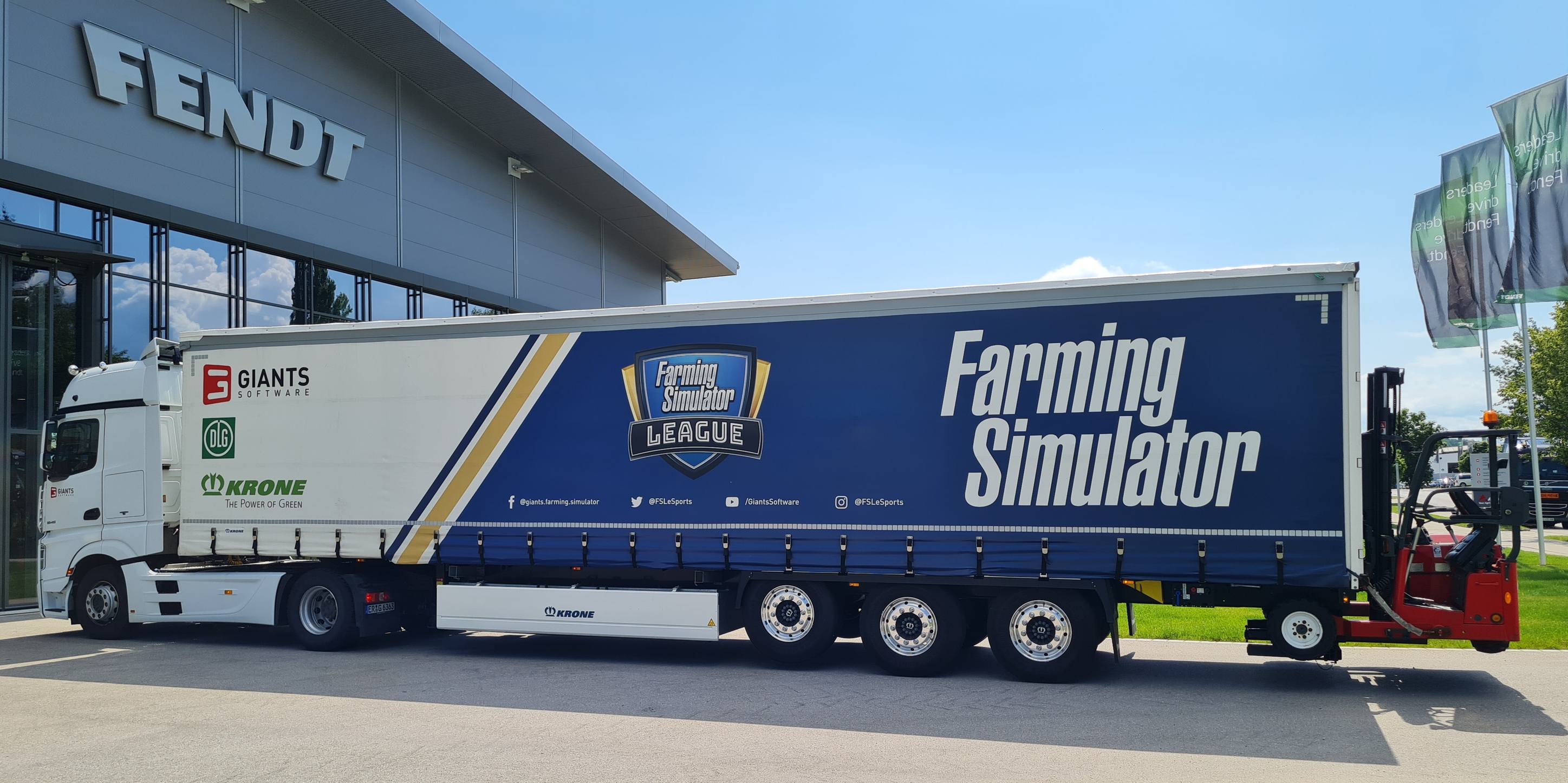 Time to set this show up! Will we see you at #FarmCon24 at the
