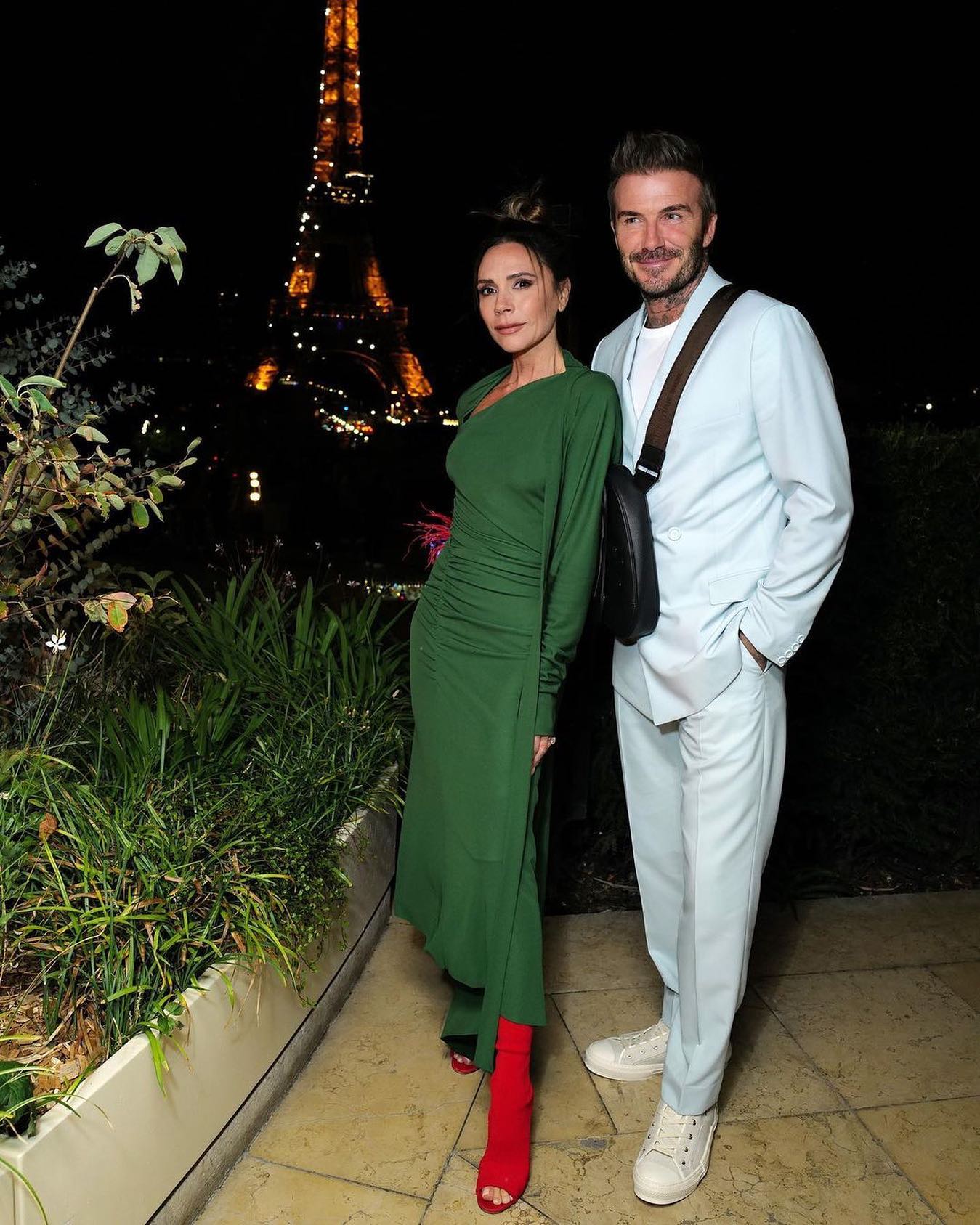 What is formal attire for Eiffel Tower Restaurant?