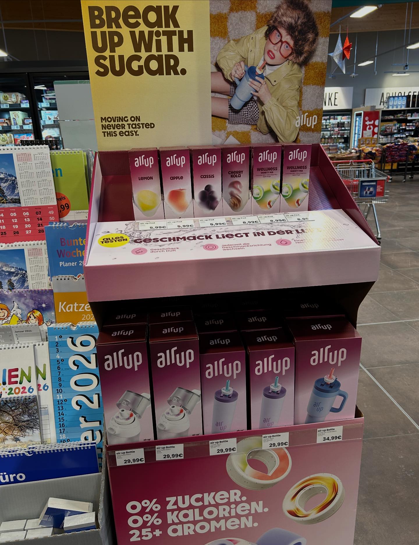 Airup 💦 Diese Woche in unserer Werbung: Airup 🥤 Verschiedene Flaschen und jede Menge leckere Geschmackspods, denn bei Airup gilt: Geschmack durch Duft 👌🏻 Das bedeutet ihr füllt eure Flasche mit
