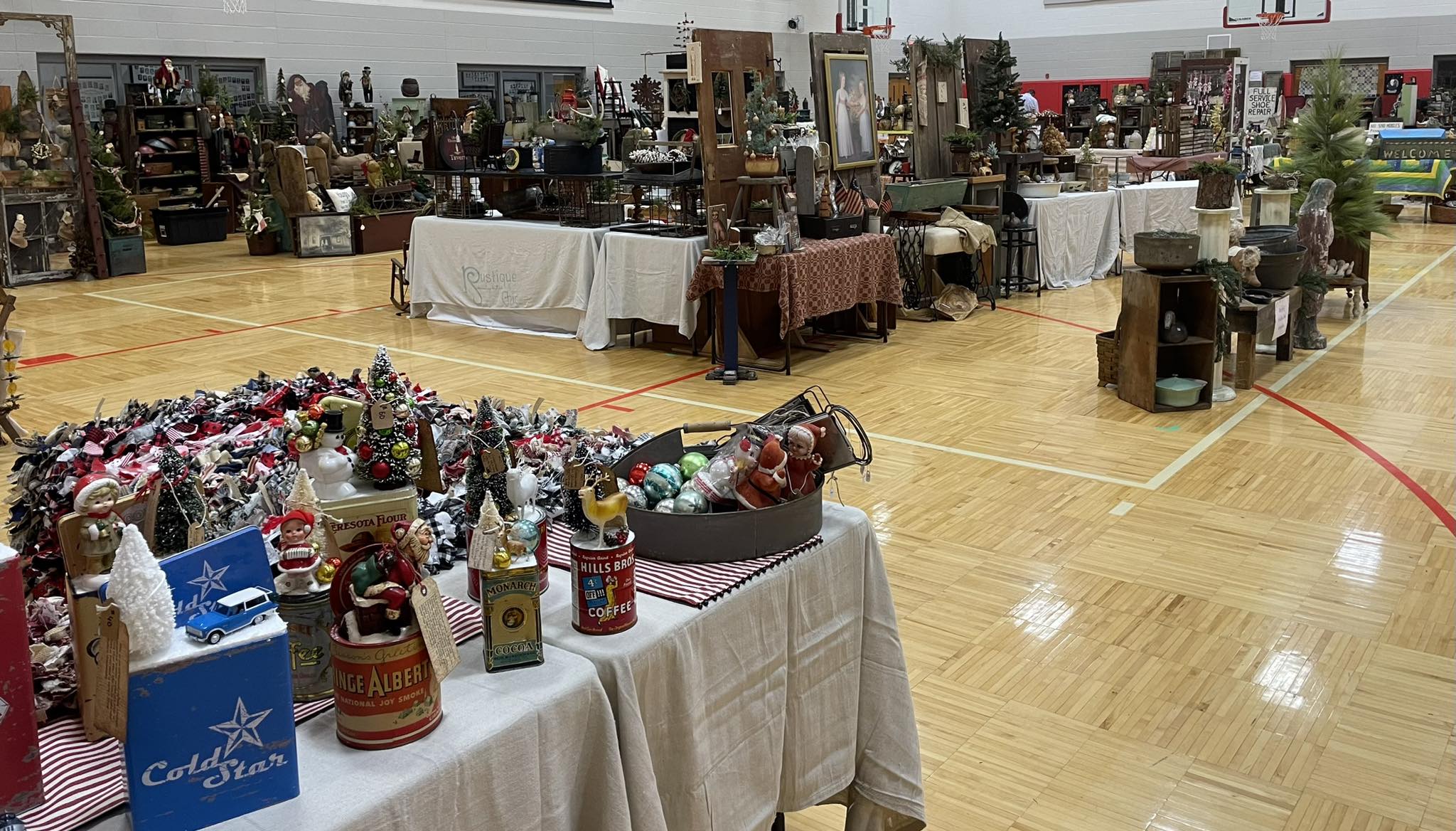 The Heritage Gathering Primitive Show | Pierceton IN