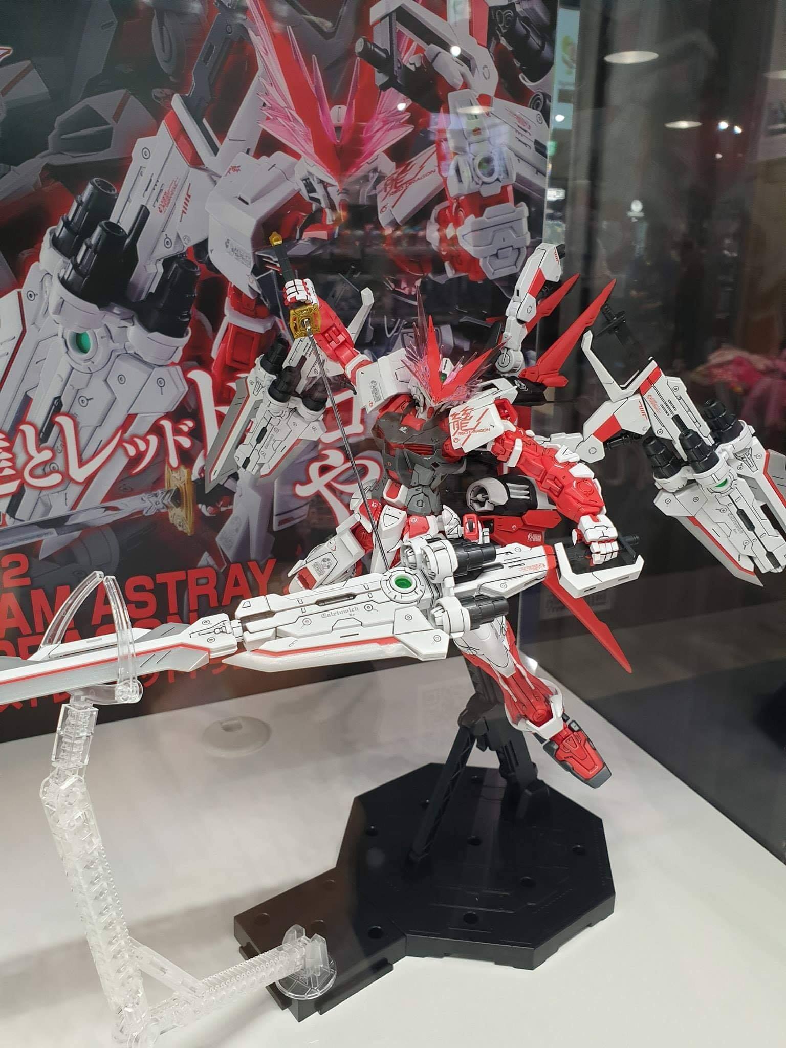 Gunpla Express - Mini-Review MG Astray Red Dragon... | Facebook
