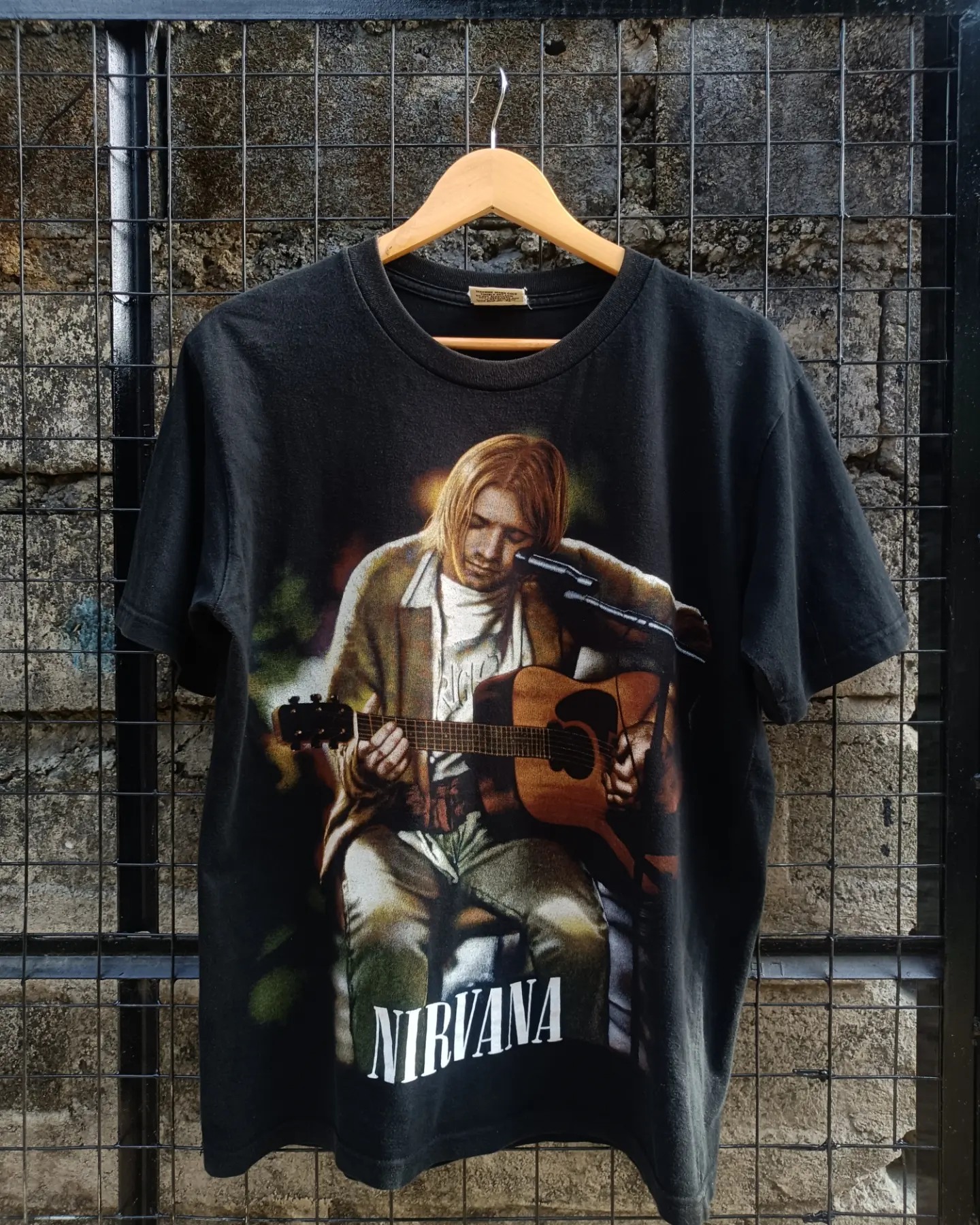 Vintage 1997 Rare Nirvana Kurt Cobain Memorial Guitar Grunge 
