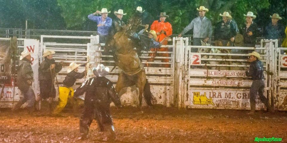 Pete Carr Pro Rodeo - 074 Dirty Dancer rearing out with James Greeson ...