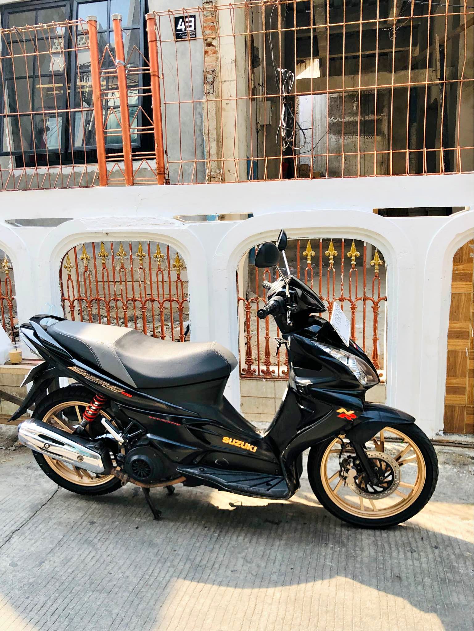 2008 Suzuki skywave night rider