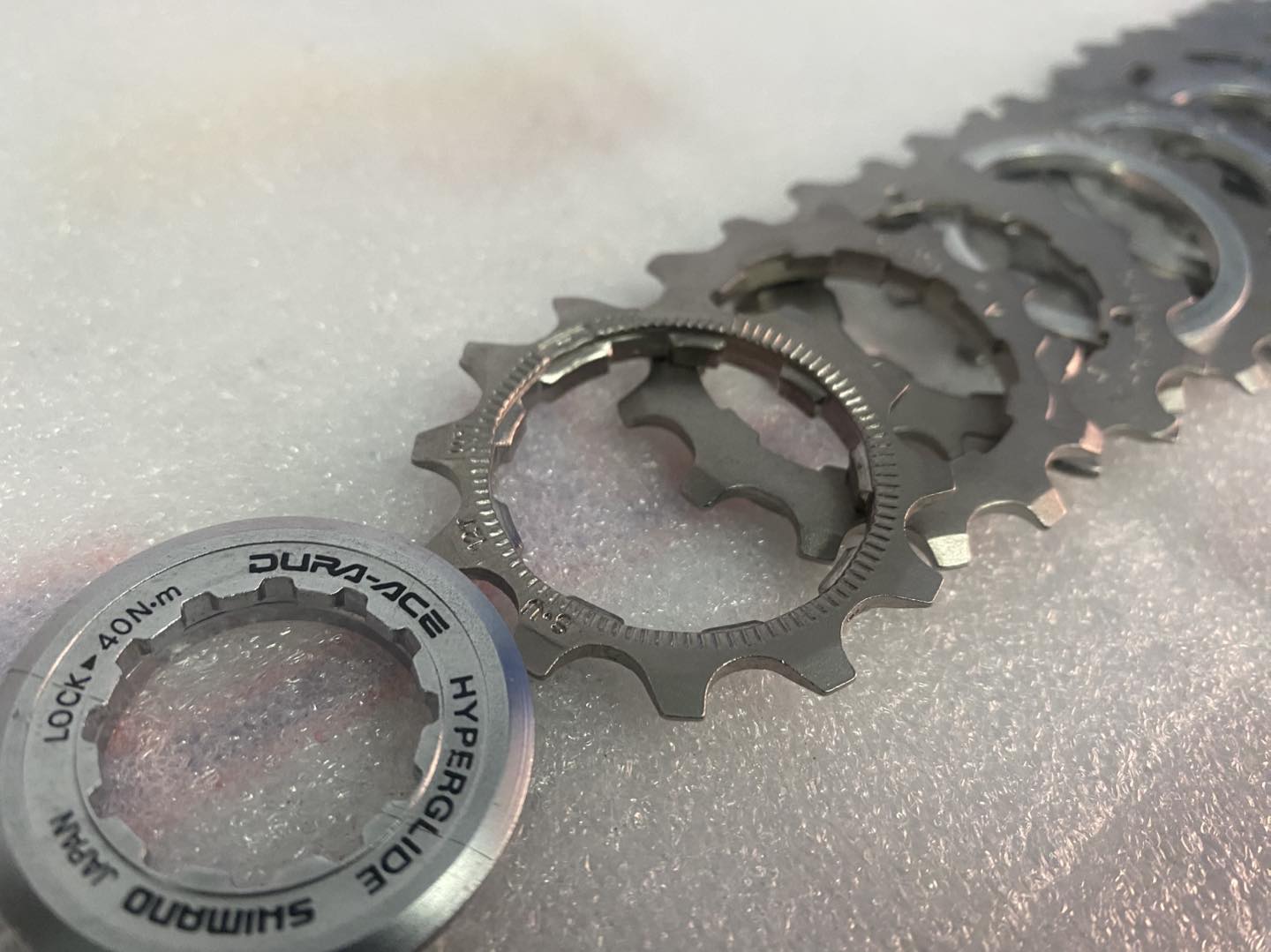 SHIMANO DURA-ACE CS-7401 CASSETTE • 12T - 23T • CS-7401 • 8-Speed 