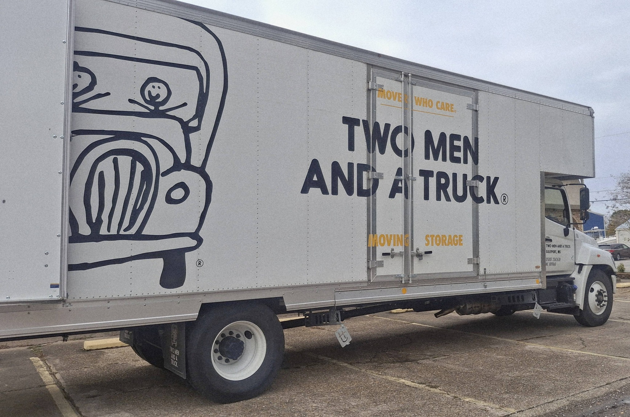 Two Men And A Truck Chattanooga