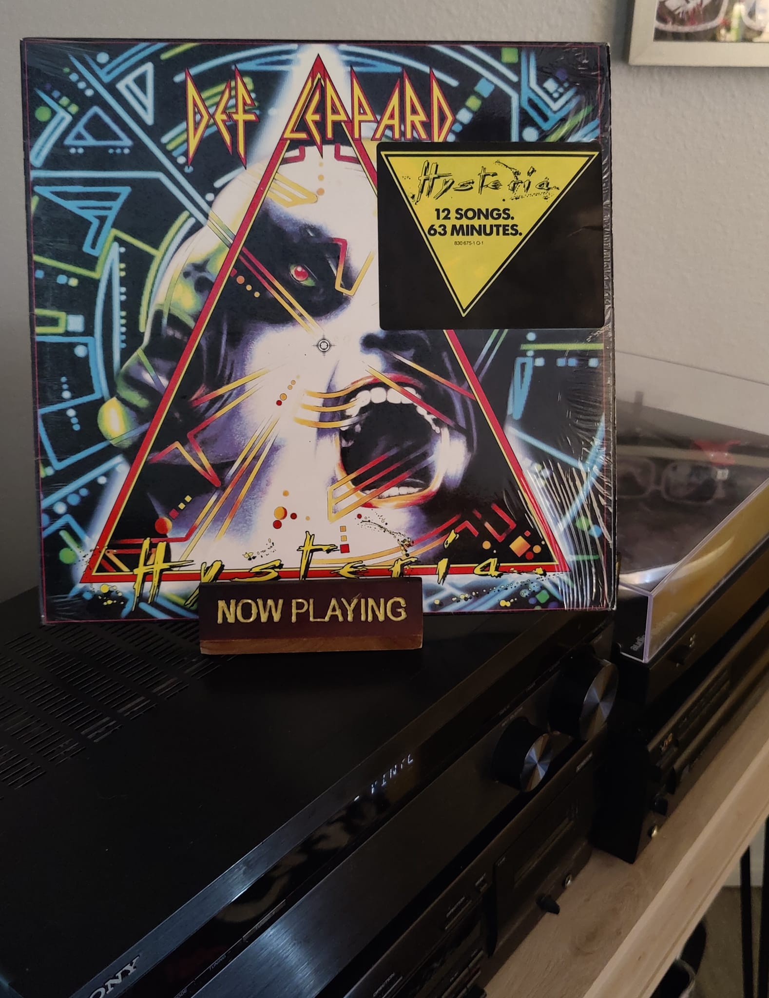 DEF LEPPARD /Women(12”Promo)＋Rocket(12”) Def Leppard's Rocket single peaks at number 12 on Billboard's Hot 100