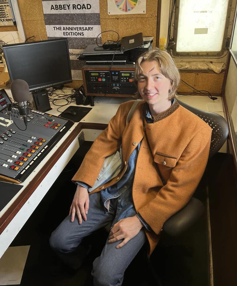 Radio - Please give a warm Radio Caroline welcome to presenter Will ...