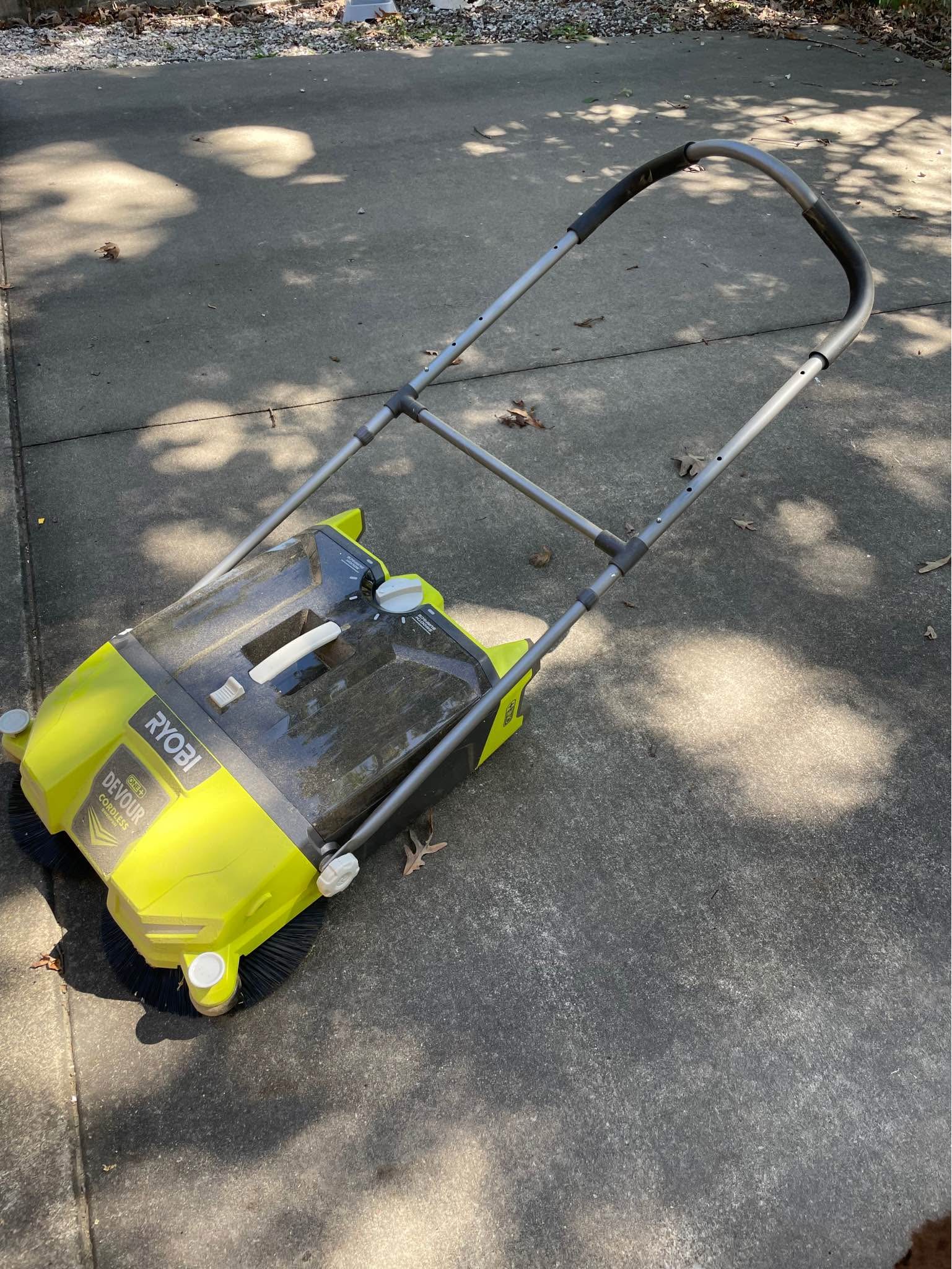 Ryobi Devour Cordless Sweeper no battery - Stick Vacuum Cleaners ...
