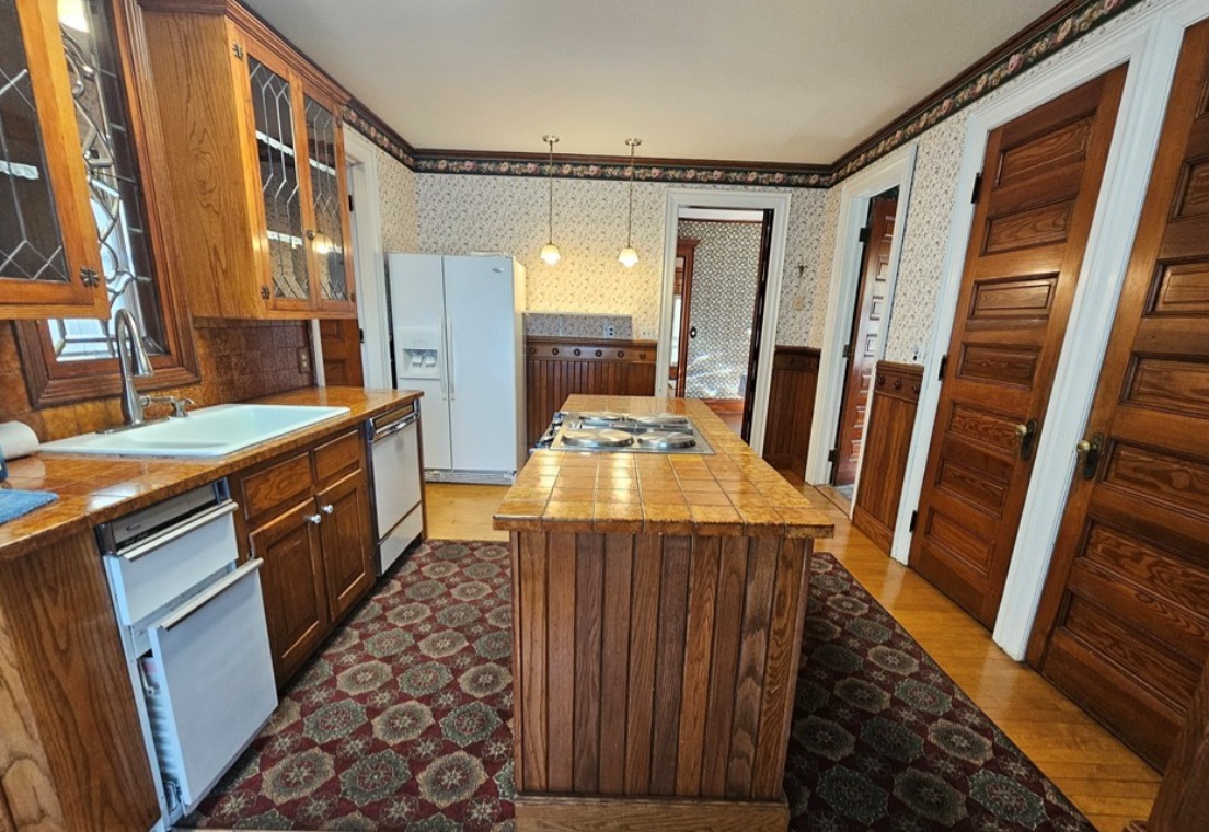 Historic Olean home for sale with adjacent properties