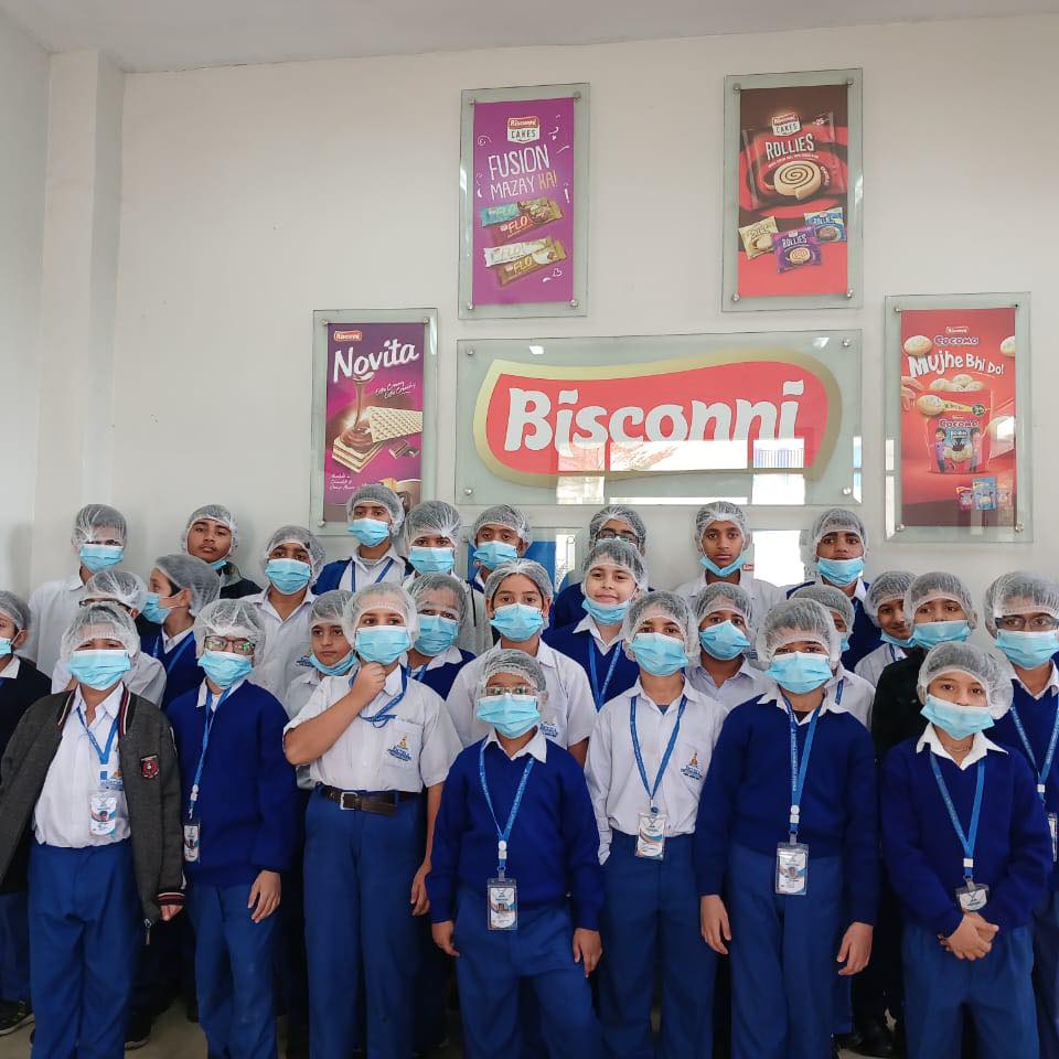 Our students indulged in... - Escuela Schooling System | Facebook