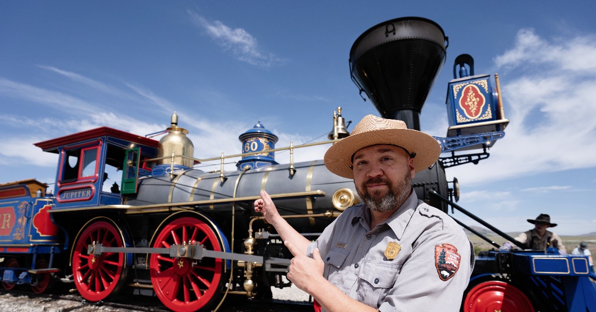 Golden - JOB ANNOUNCEMENT: Park Ranger (Interpretation) and Park Guide ...