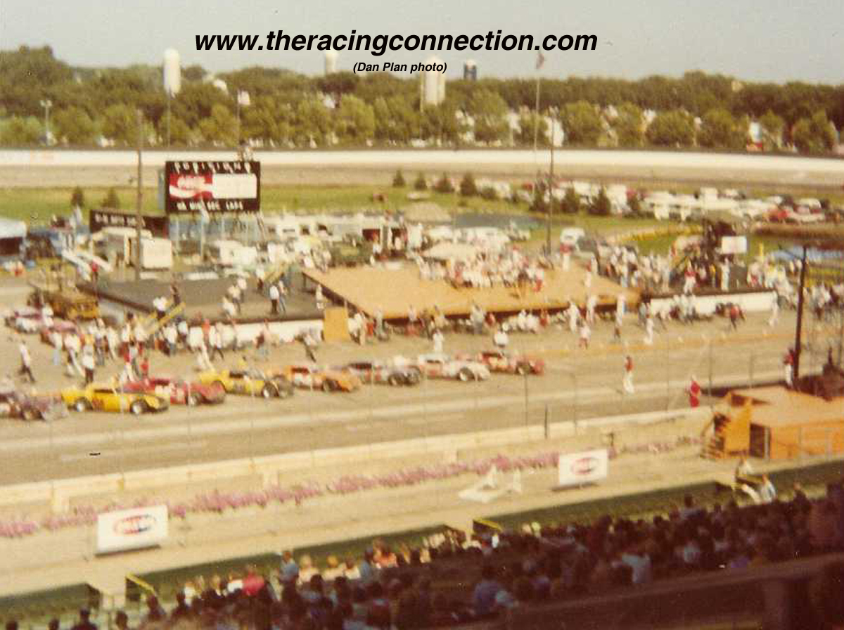 The Midwest Racing... - The Midwest Racing Connection