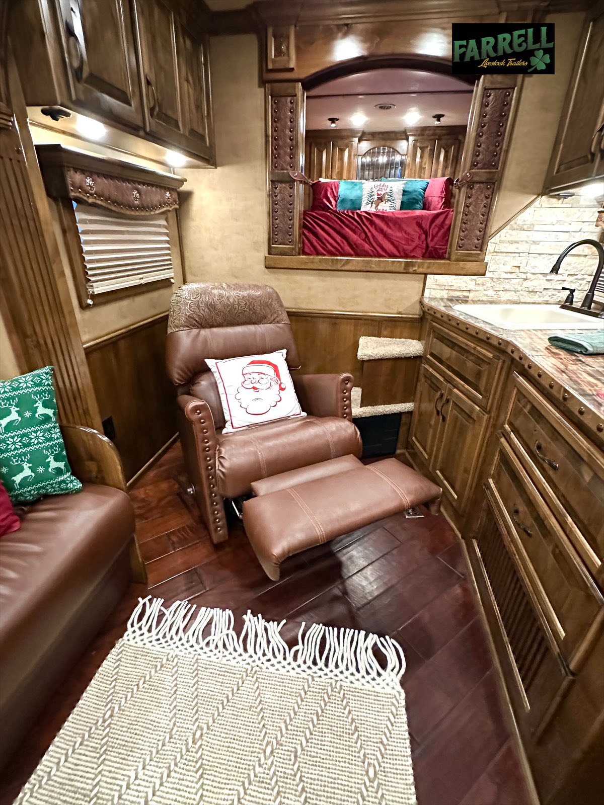 Farrell Livestock Trailers... - Farrell Livestock Trailers