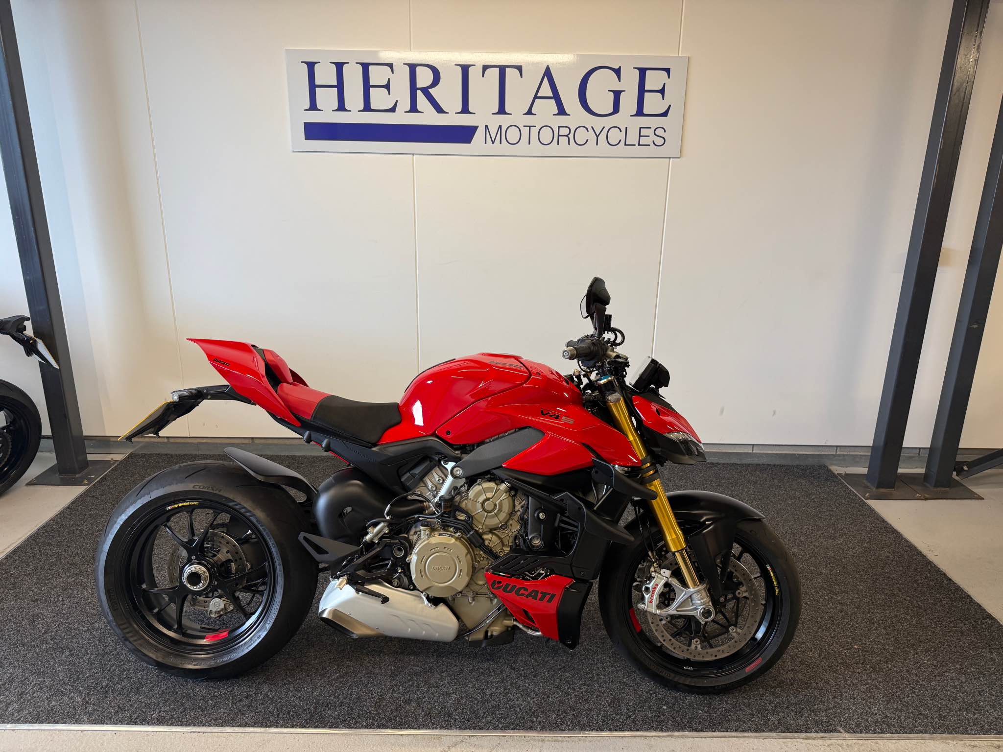 DUCATI STREET-FIGHTER V4S (24) Stunning ONE OWNER Bike, Finished 