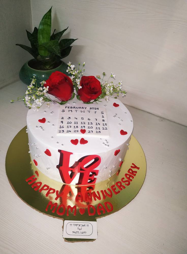 Niljit and Payel's custom love cake