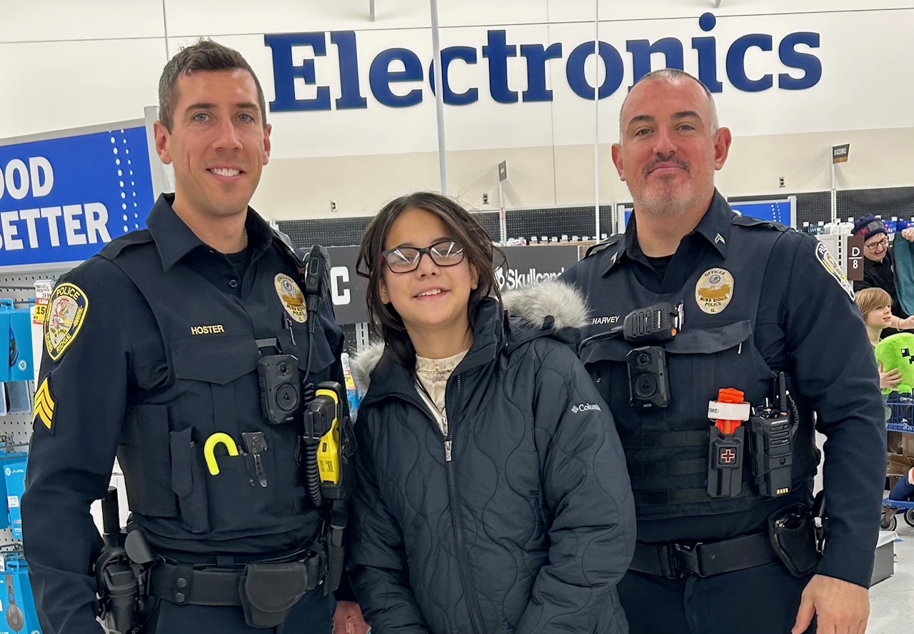 🎄💙 DuPage Shop with a Cop –... - Burr Ridge Police Department | Facebook