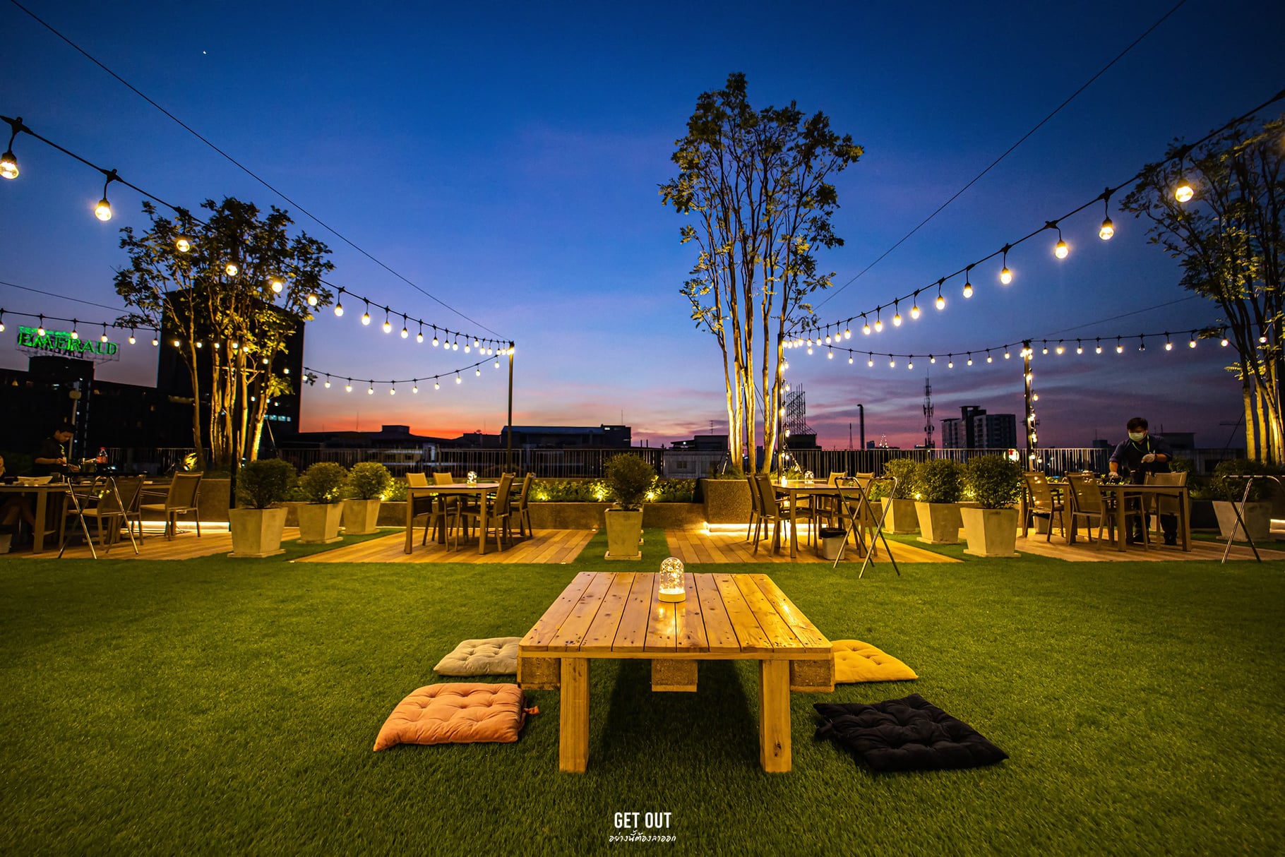 212 rooftop bar... - ibis Styles Bangkok Ratchada | Facebook