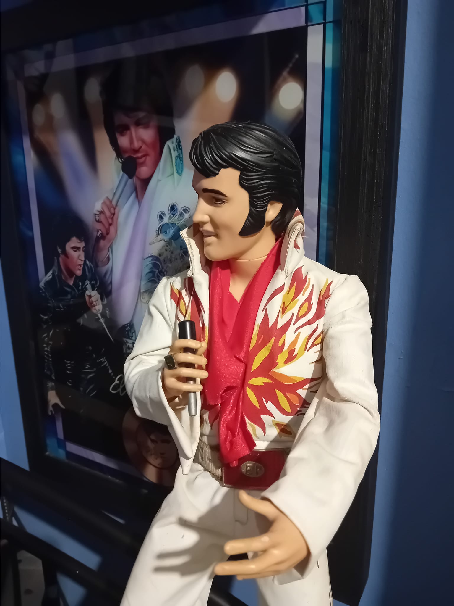 The 1984 Elvis Presley doll by World Doll is an officially