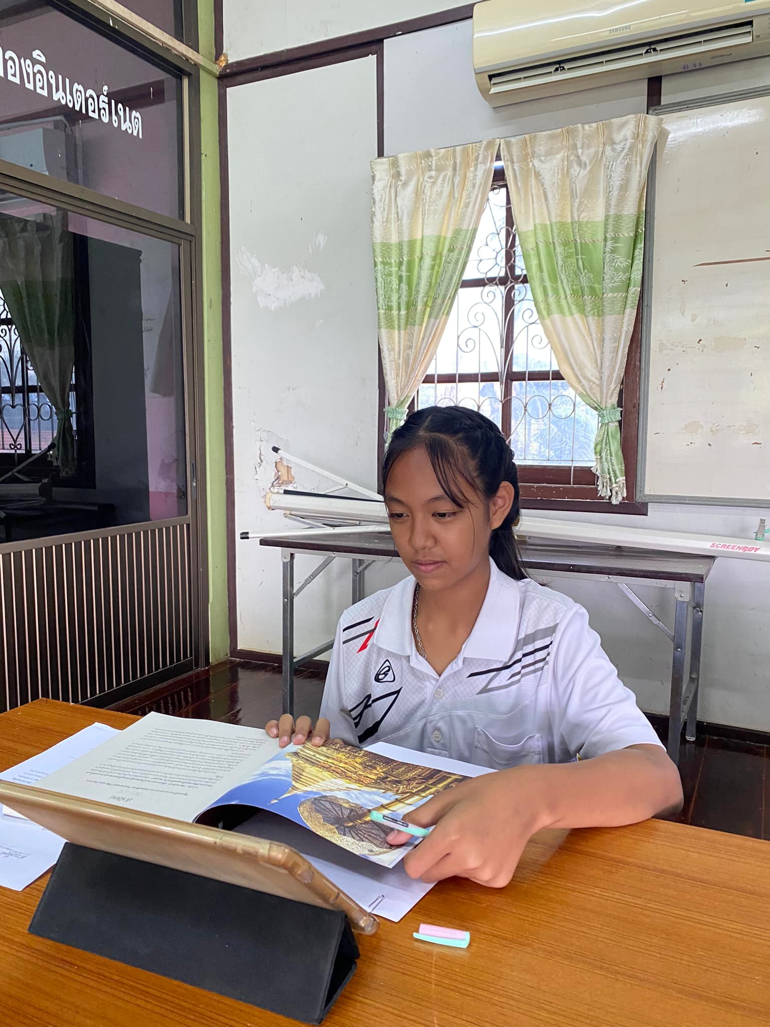 📝 เด็กหญิงฟ้าใส... - โรงเรียนวัดอบทม(อบทมวิทยาประชานุกูล)