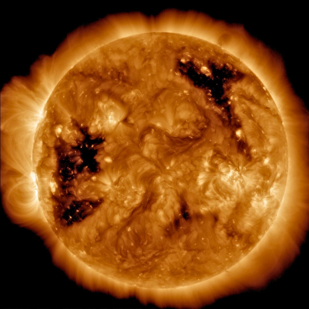 Above - ⚠️ Massive Coronal Hole Turning Toward Earth ☀️ A large coronal ...