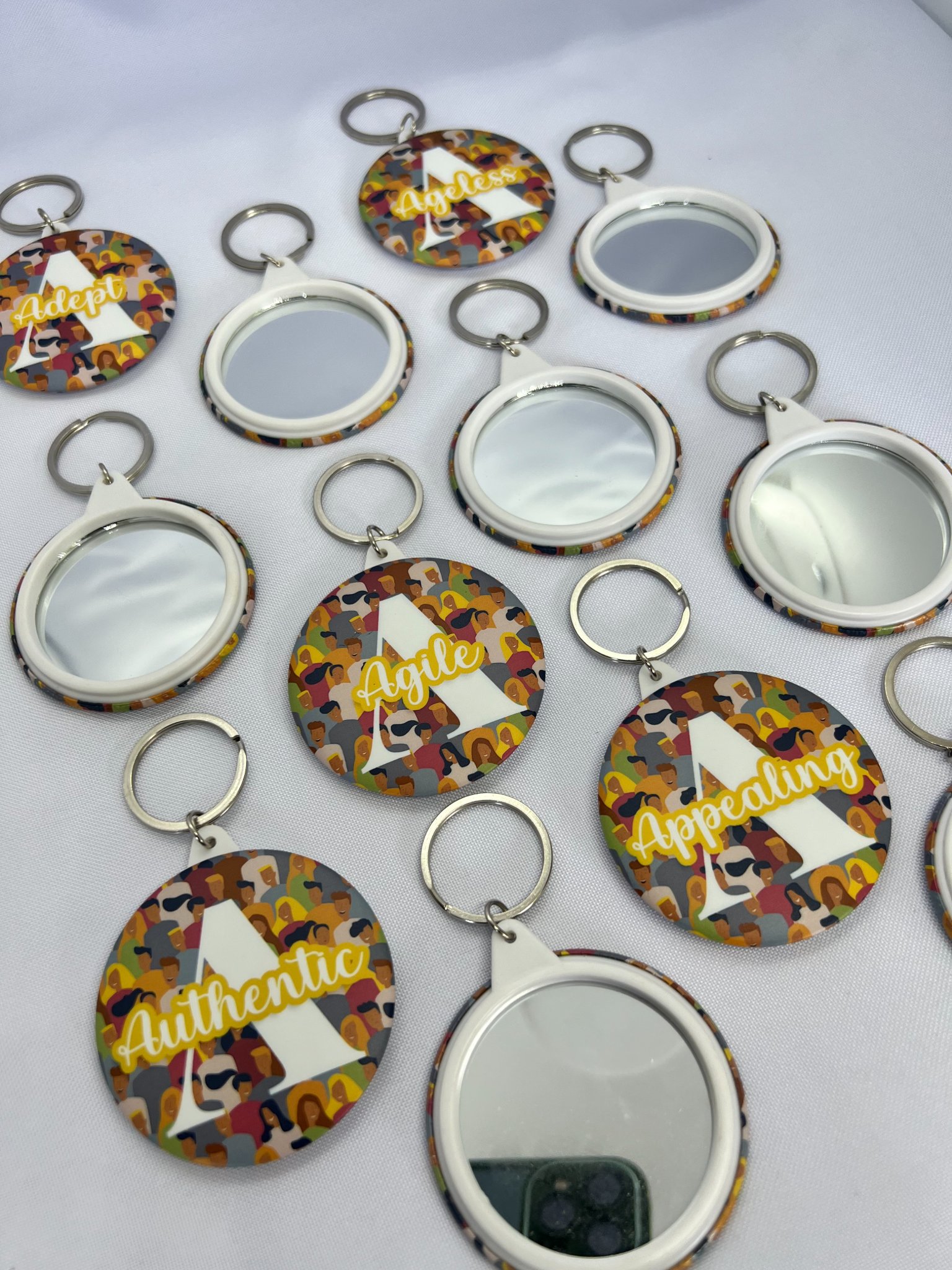 Customized Button Pin with Mirror Keychain - Lapel Pins & Brooches ...