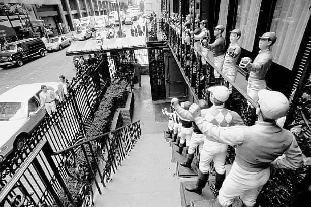 21 club new york dress code Historic in City Kaley Cuoco opens up SIZE:Large cup A Menu cathedral veil wedding set