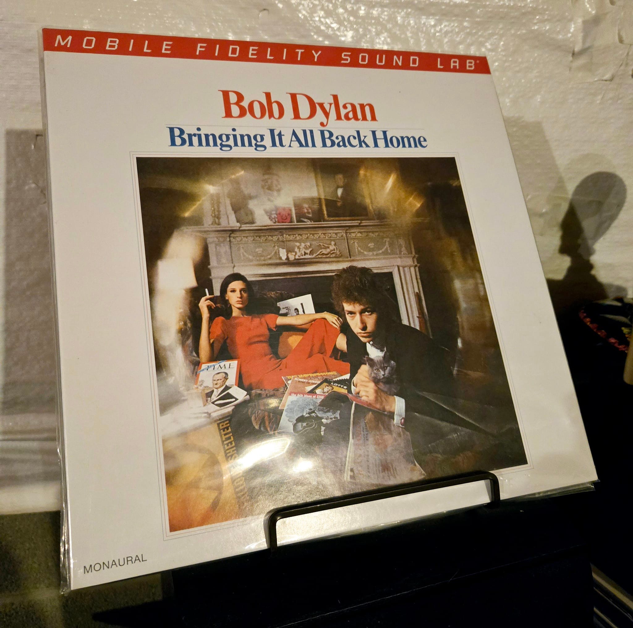 Bob Dylan's Bringing It All Back Home album sounds good in mono
