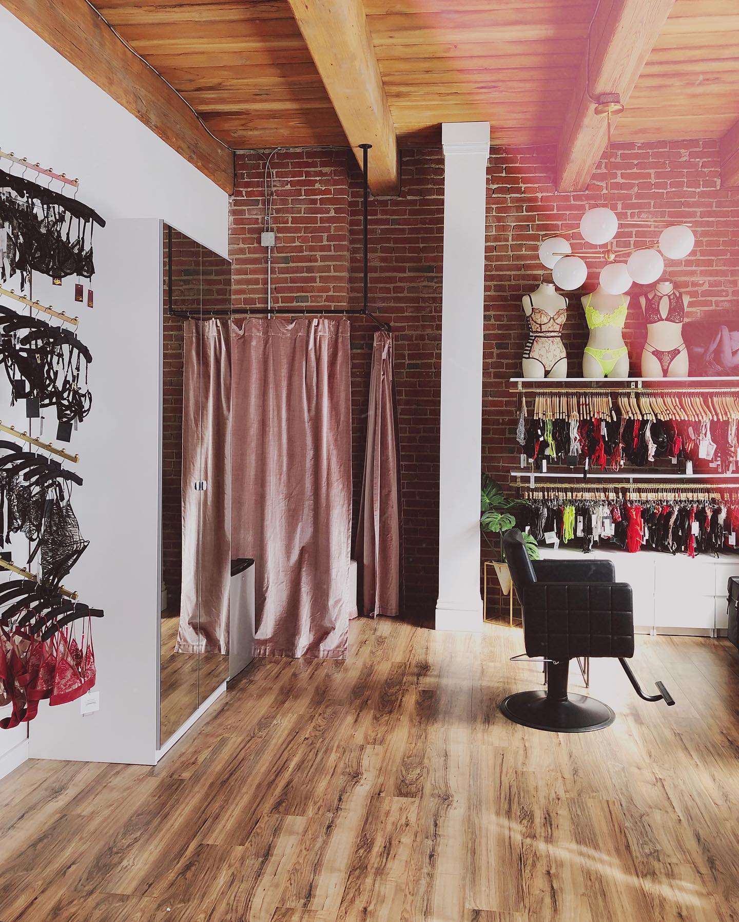 Indium Intimates | Kansas City MO