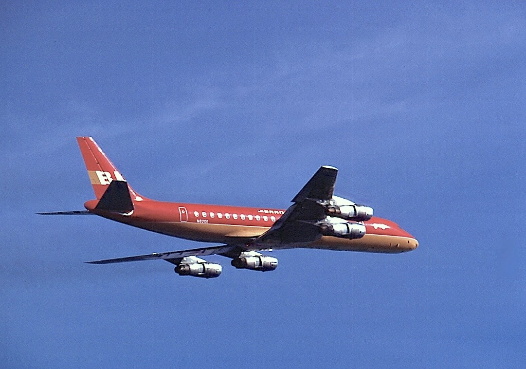 THE NINTH BRANIFF DC-8 - Braniff International Douglas DC-8-62