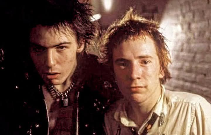 Sid Vicious and Johnny Rotten Sex Pistols