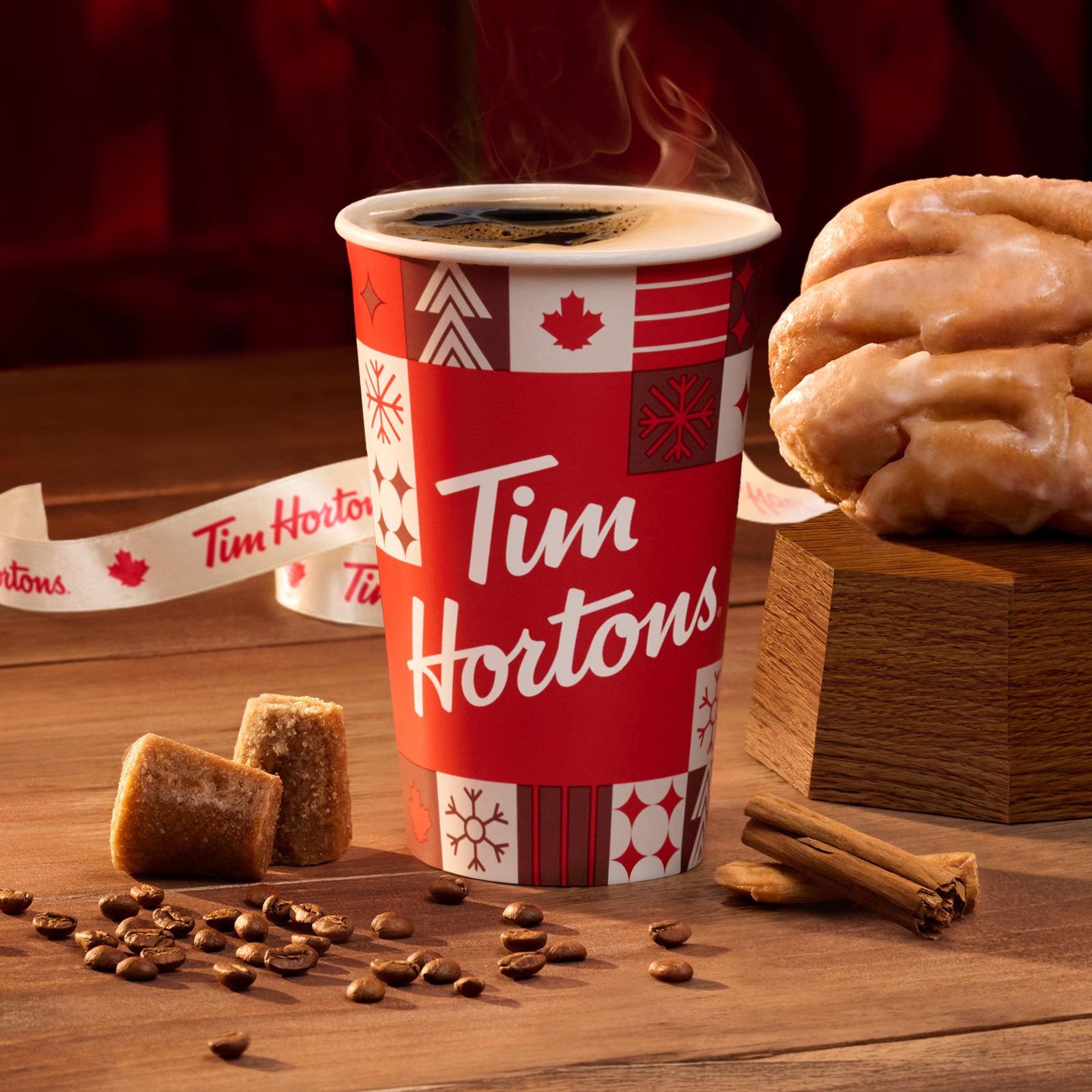 Tim - La #Timporada de celebrar está aquí. 🎄 Ven a Tim Hortons y pide ...