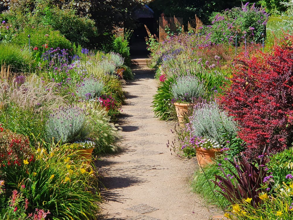 Melbourne - {Cloudehill Nursery & Garden in Olinda} See here for more ...
