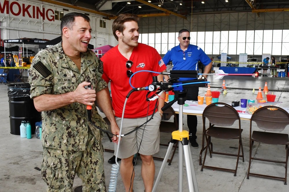 U.S. Navy - 🚀 Fleet Readiness Center East Commanding... | Facebook