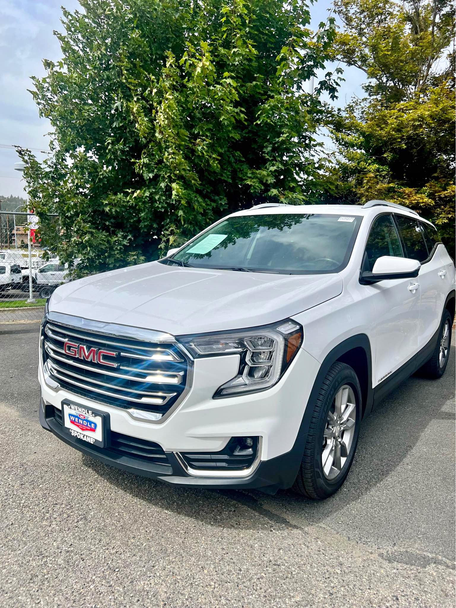 2022 GMC Terrain Owner's Manual – Paper, Denali/SLT/SLE/Sport/Black Edition, AWD/FWD