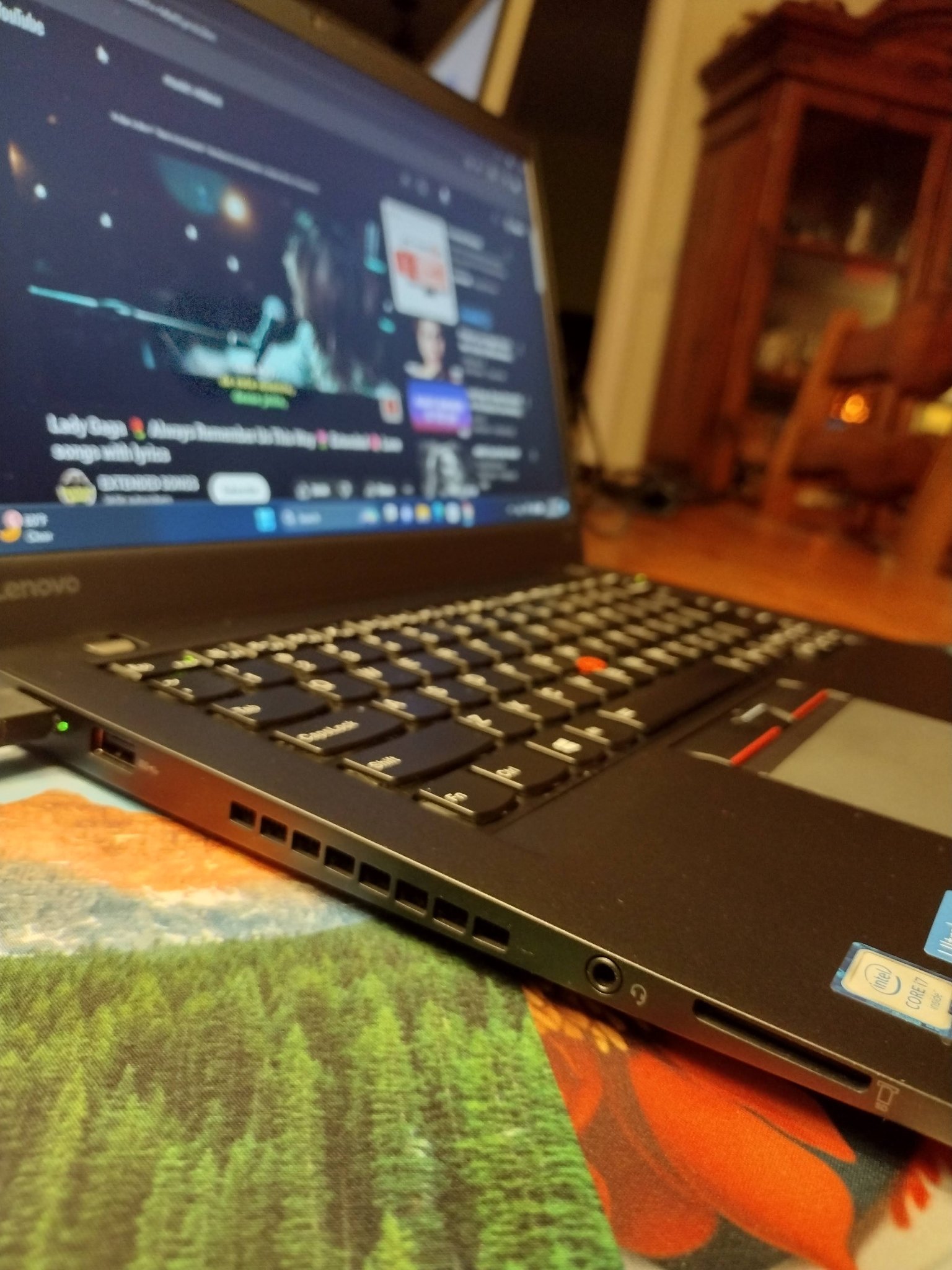 Lenovo thinkpad t460s i7-6600u 12Gb ram , 256 ssd Battery original 