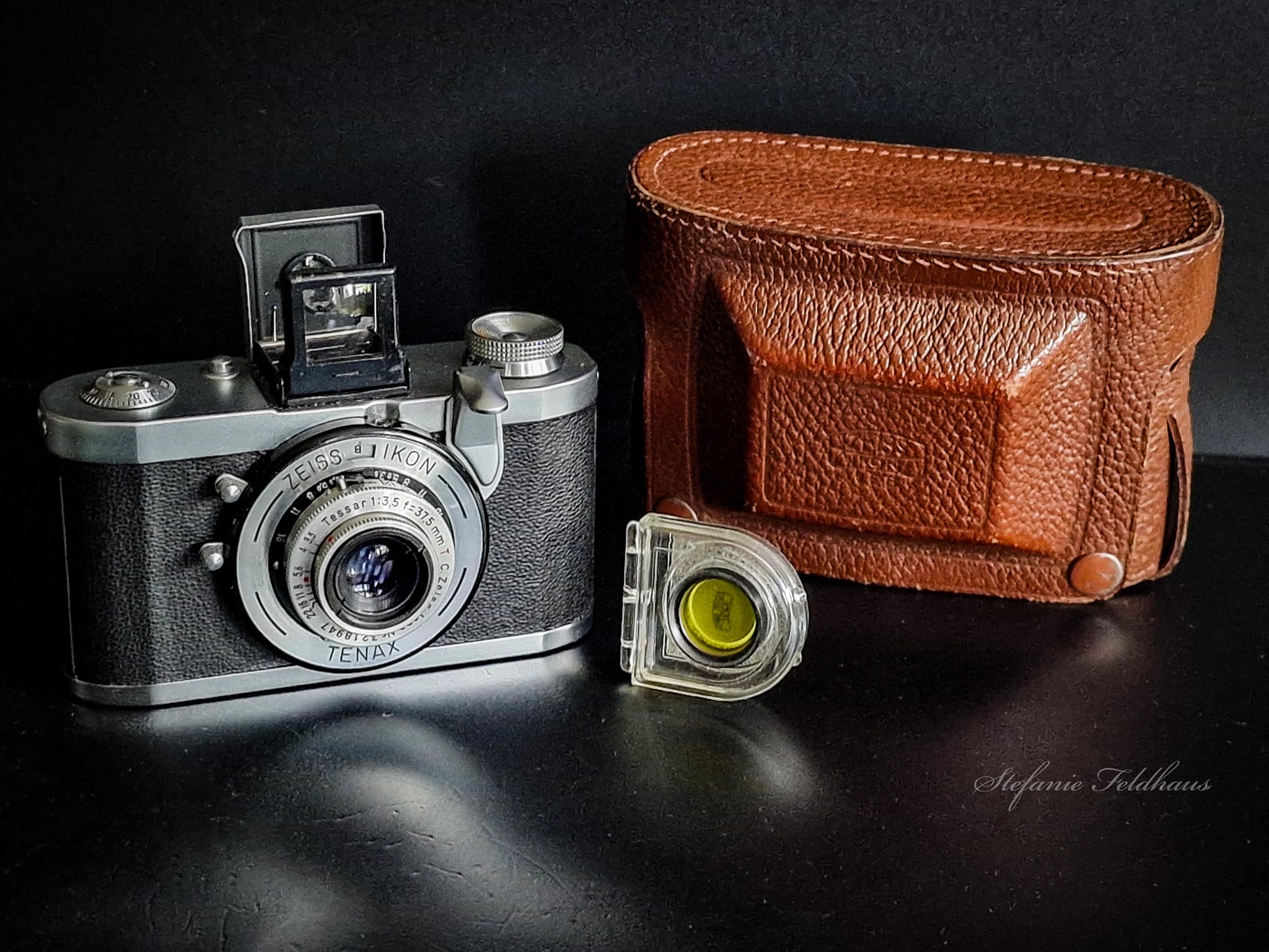 Vintage Zeiss Ikon Tenax camera model 111/23