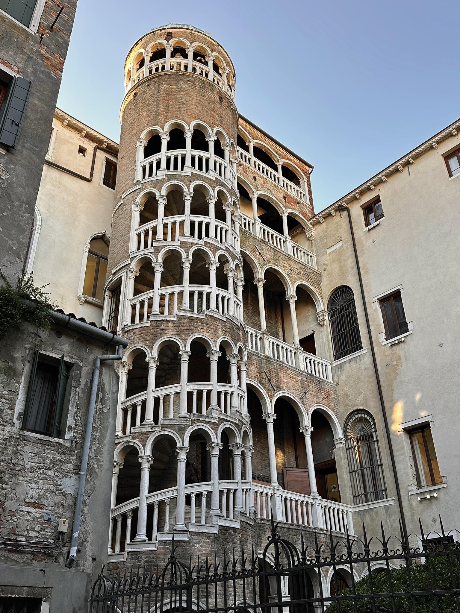 Architecture - The Scala Contarini del Bovolo in Venice — an elegant ...