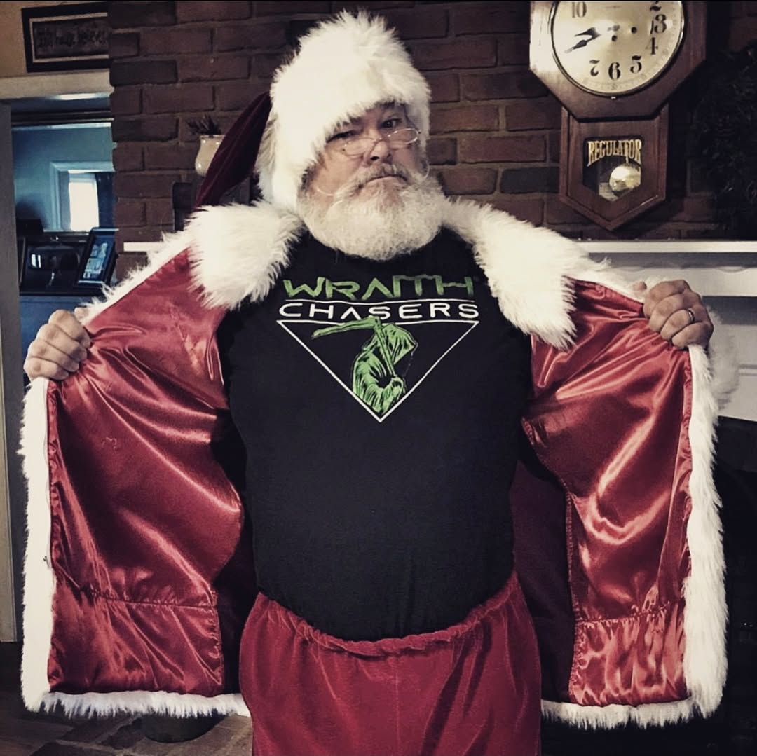 Wraith - SANTA KNOWS WHERE TO SHOP! 🎅 Head on over to The Wraith Store ...