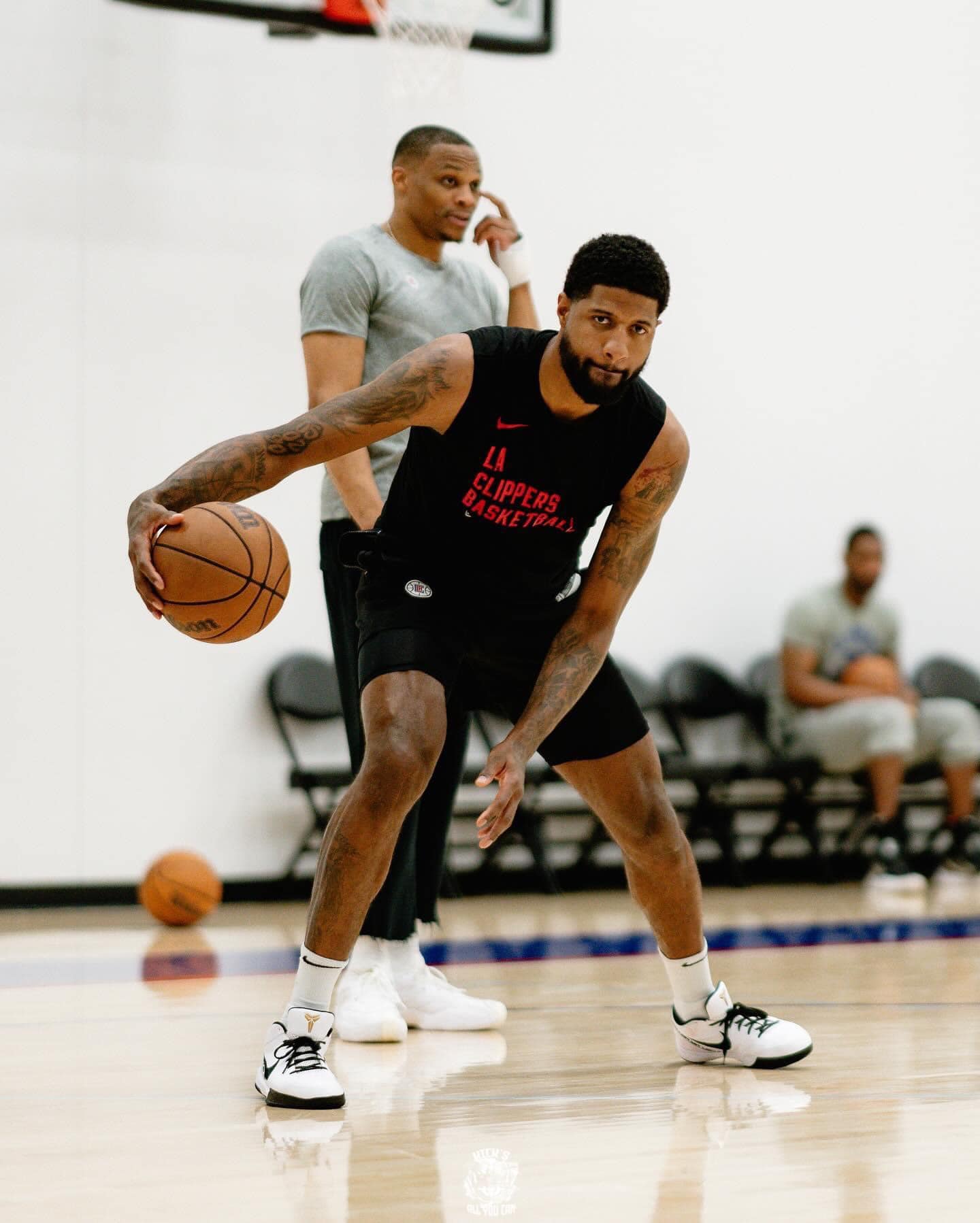 PG 13 rocking the exclusive Kobe 4 Protro “Mambacita” during 
