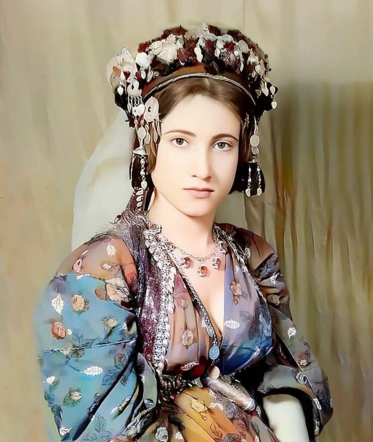 kurdish women dress Elegant White Wedding with 3D Floral Embroidery This costume looks great for any occasion (Nowruz The Beauty of Traditional Kurdish