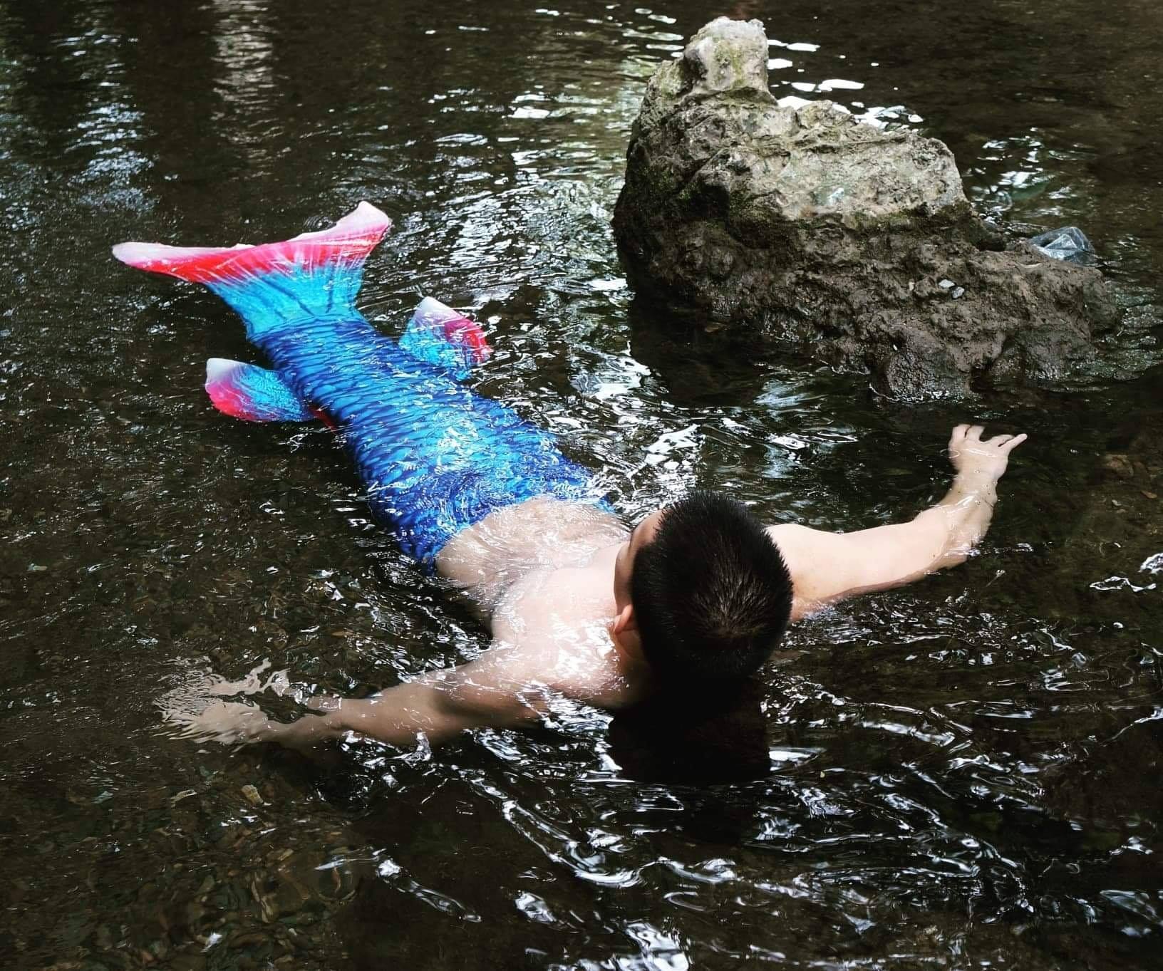 น้ำใส เย็นสบาย... - หางนางเงือกราคาถูก Merman | Facebook
