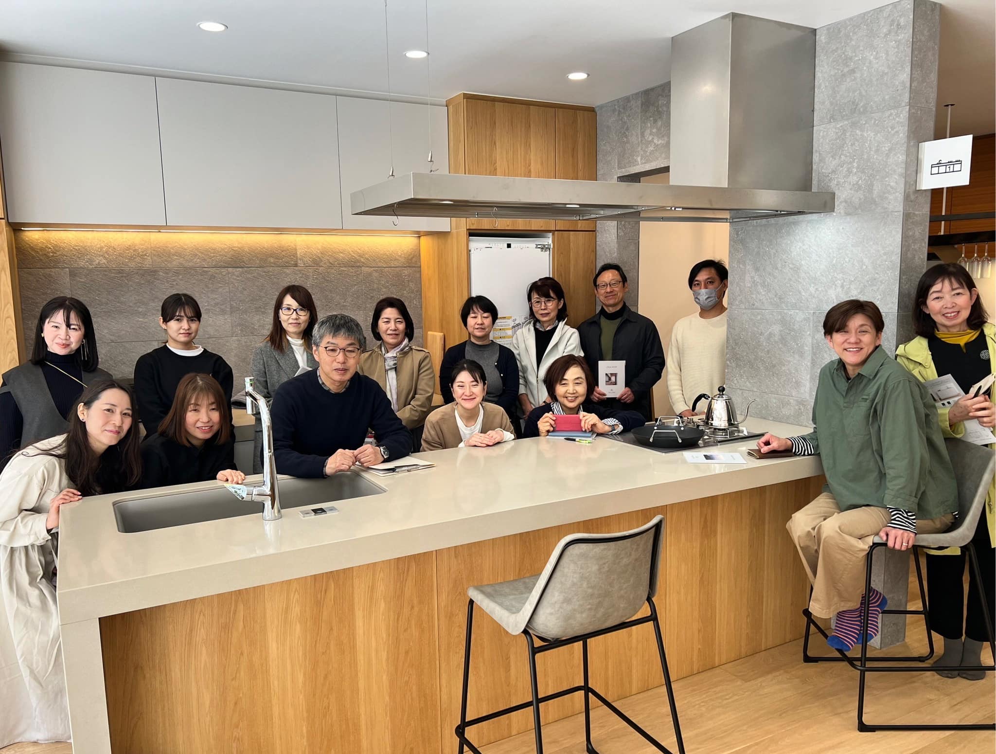 オシャレなオーダーキッチン「RILNO」を作る「田中工藝」さん... - 大分県インテリアコーディネーター協会（I.C.O)