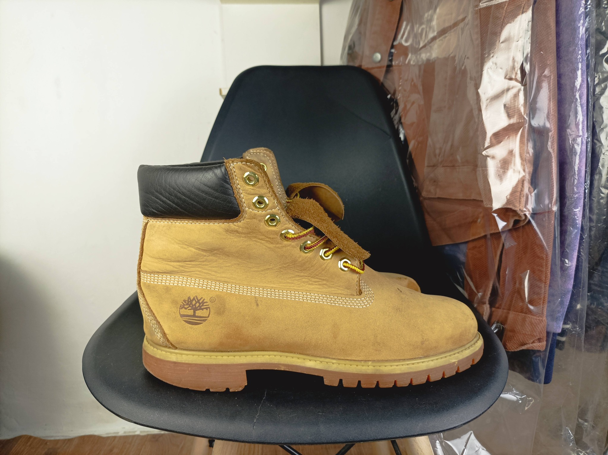Timberland Size 43 Made in bangladesh 九 E وب 포산조를 JuV