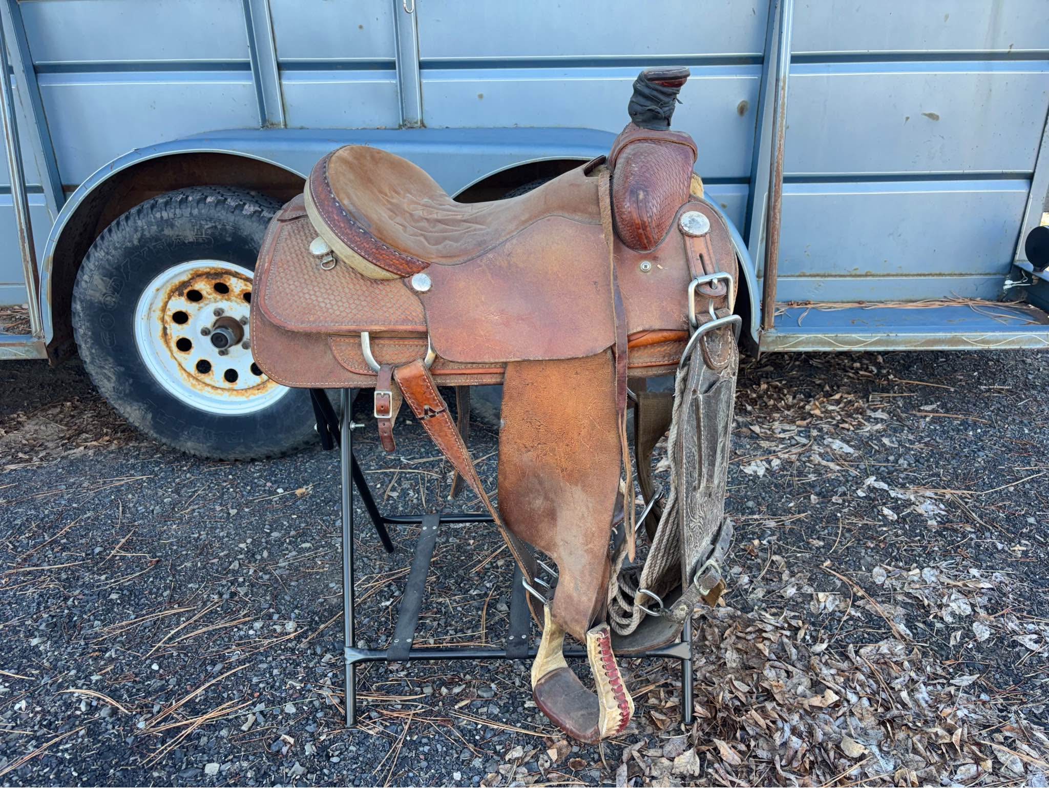 Court’s team roping saddle **PENDING** - Saddles - Hines, Oregon ...