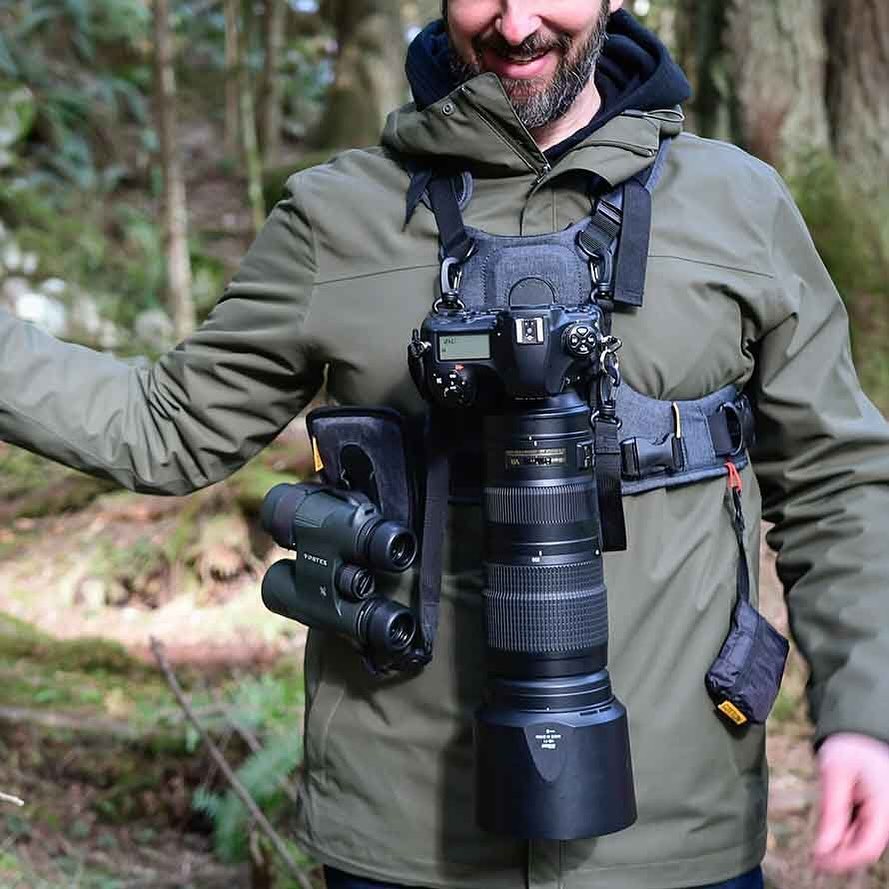 How to Carry Birding Binoculars? Expert Tips for Easy Handling
