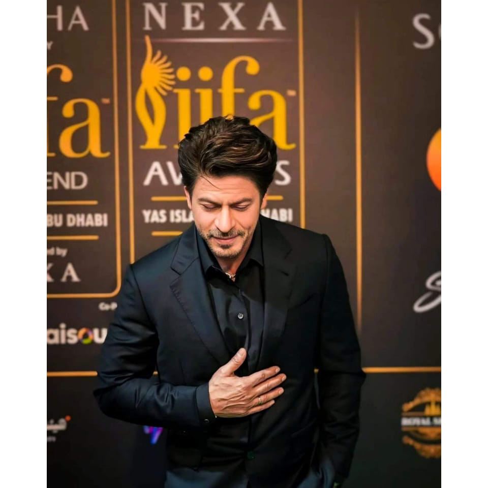Etezaz Khan