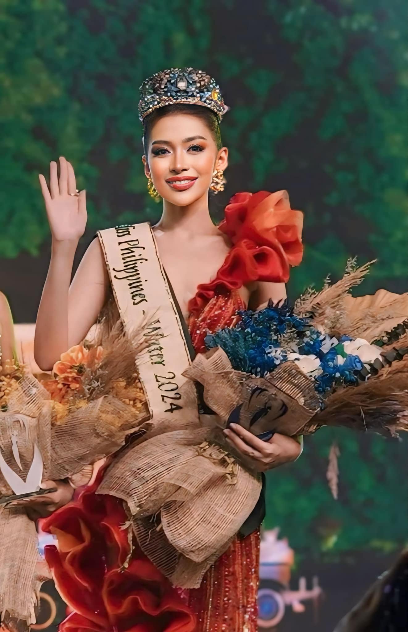 Eventologie - SAMANTHA DANA BUG-OS Miss Philippines Earth - Water 2024 ...